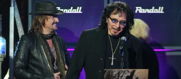 Guitarist Tony Iommi of Black Sabbath Guitarist Tony Iommi of Black Sabbath - Sputnik International