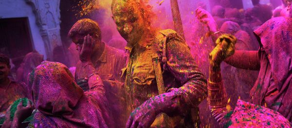 The police officer during celebration Holi  in Vrindavana, India (File) - Sputnik International