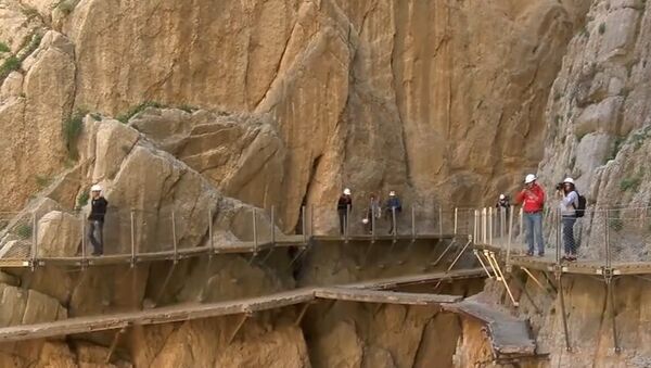 Watch Your Step! Head-Spinning Spanish 'Caminito del Rey' Reopened - Sputnik International