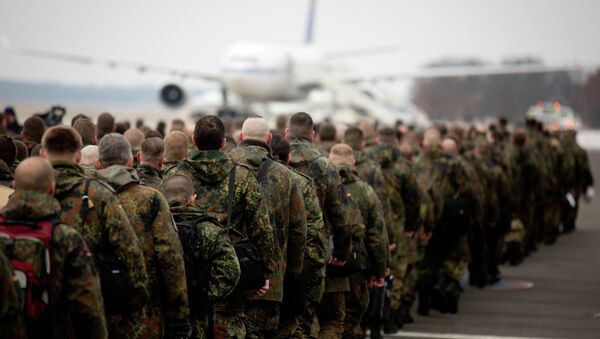 240 soldiers of the German Bundeswehr leave for the mission patriot missile defence in Turkey - Sputnik International