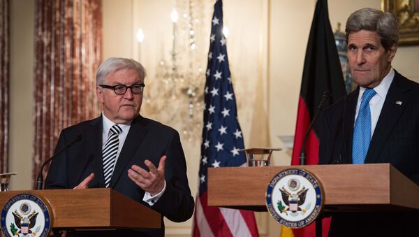 German Foreign Minister Frank -Walter Steinmeier (L) speaks to the press with US Secretary of State John Kerry at the State Department in Washington, DC on March 11, 2015. - Sputnik International