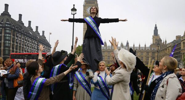 Banning Anti-Capitalist Material In Schools Could 'Mute Debate', Warns Political Literacy Body - Sputnik International