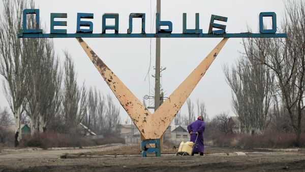 Photo: Partially damaged sign marking Debaltseve city limits, February, 2015. - Sputnik International