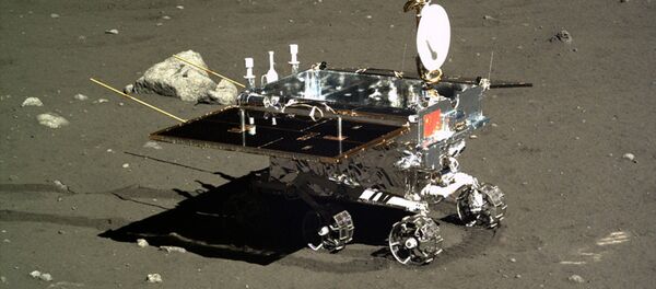 China's Yutu moon rover, photographed by the Chang'e 3 lander on Dec. 16, 2013. China's Yutu moon rover, photographed by the Chang'e 3 lander on Dec. 16, 2013. - Sputnik International