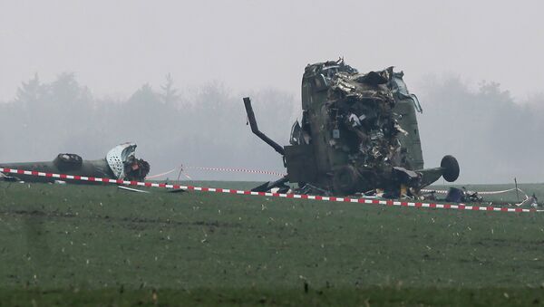 The wreckage of a military helicopter is pictured at the crash site near Belgrade airport, March 14, 2015 - Sputnik International