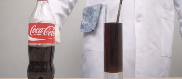 Coca-Cola vs Rusty Nail: Bye-Bye, Corrosion! Coca-Cola vs Rusty Nail: Bye-Bye, Corrosion! - Sputnik International