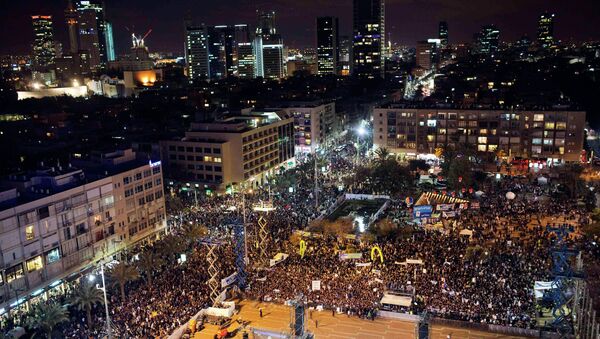 A general view shows a right-wing rally in Tel Aviv's Rabin Square, 15 March 2015. - Sputnik International