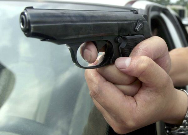  Five people were killed and at least 15 others were wounded in shootings since early Sunday, the Chicago Tribune reported - Sputnik International