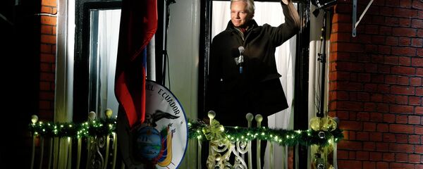 Julian Assange holds a press conference from a balcony at the Ecuadorian embassy in London on Dec. 20 2012 to mark six months since he first took refuge there on June 20 to avoid extradition to Sweden to faces sexual assault charges. Julian Assange holds a press conference from a balcony at the Ecuadorian embassy in London on Dec. 20 2012 to mark six months since he first took refuge there on June 20 to avoid extradition to Sweden to faces sexual assault charges. - Sputnik International