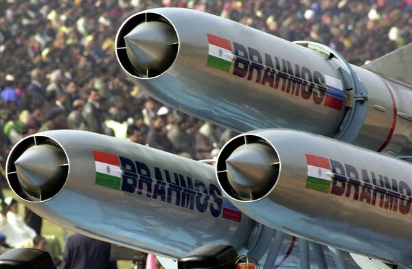 India's supersonic Brahmos cruise missiles India's supersonic Brahmos cruise missiles - Sputnik International