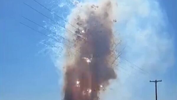 Cops Detonate Nine Tonne of Fireworks - Sputnik International