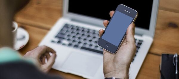 WikiLeaks' latest disclosure from its huge trove of secret documents leaked from the CIA indicates that users are actually unaware who is tapping their telephones and what kind of technology is being used, Turkish IT expert Serhat Ayan told Sputnik Turkey - Sputnik International