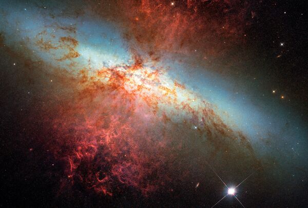 M82 and its Supernova M82 and its Supernova - Sputnik International