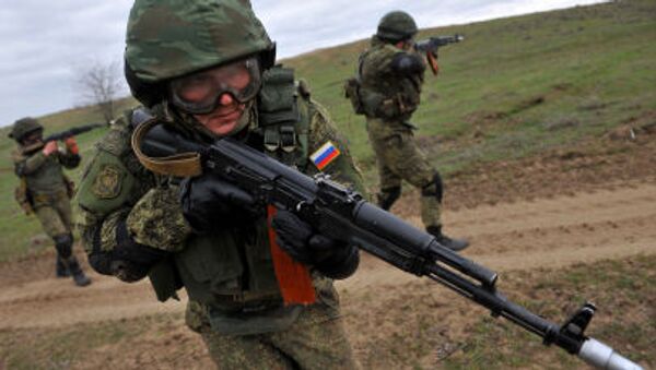 Russian military troops take part in a military drill on Sernovodsky polygon close to the Chechnya border - Sputnik International