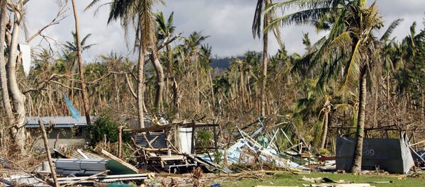 Former staff homes at the Manua Centre School lie in ruin on the island of Efate, Vanuatu - Sputnik International