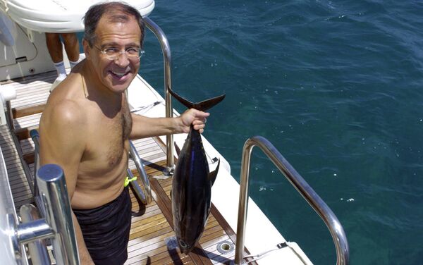 Sergei Lavrov, Russia's Foreign Minister, fishing in Cyprus - Sputnik International