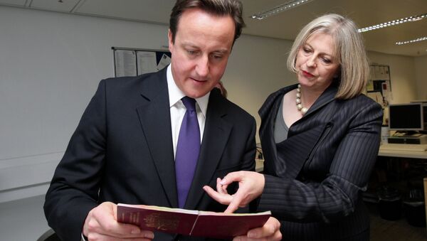 British Prime Minister David Cameron and Home Secretary Theresa May - Sputnik International