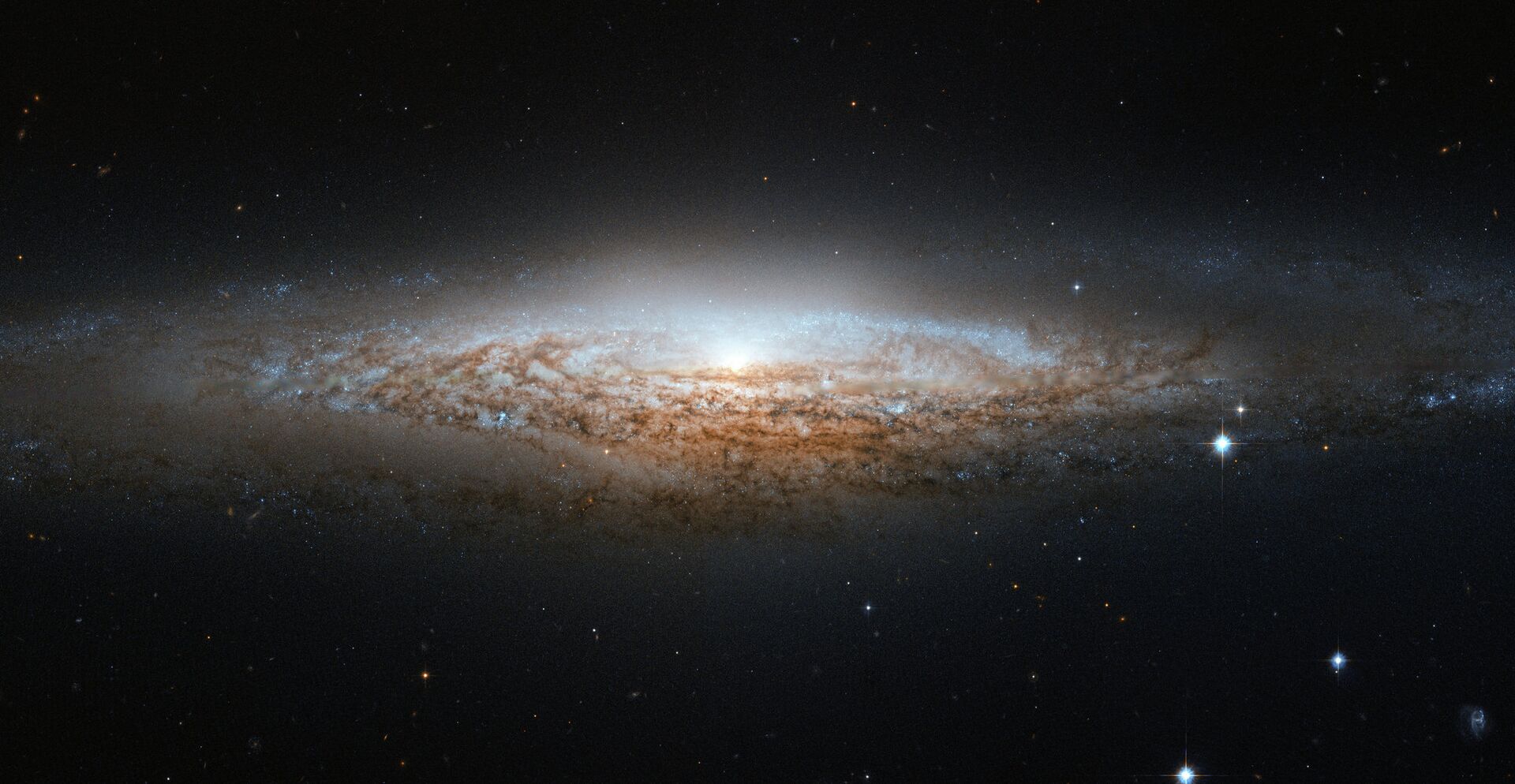 Space Web: Researchers Spot Giant Gas ‘Pipeline’ Feeding Behemoth Galaxies and Connecting Universe - Sputnik International, 1920, 28.02.2021