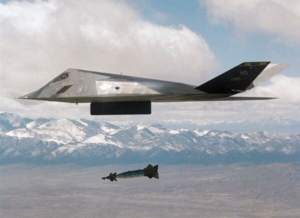 Former Stealth Fighter Pilot Confirms Yugoslavs Hit Second US F-117 During 1999 War - Sputnik International