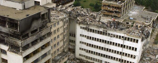An aerial view taken 15 June 1999 of the Pristina central post office which was destoyed by NATO bombing. - Sputnik International