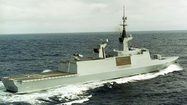 The French-built Lafayette-class stealth frigate Courbet - Sputnik International
