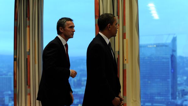 U.S. President Barack Obama and former Norwegian Prime Minister Jens Stoltenberg meet in Oslo in 2009. - Sputnik International
