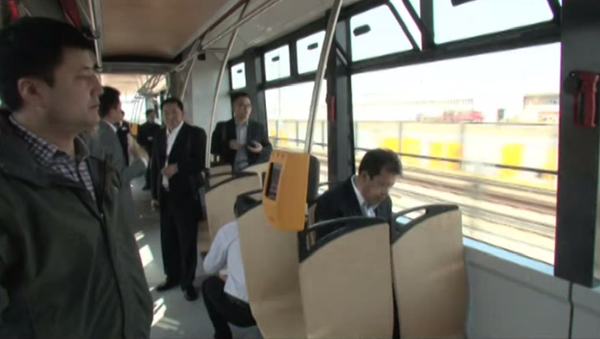 On only one tank of hydrogen, it can travel 100 kilometres (62 miles) at a top speed of 70 km/h (43 miles) and carry at least 380 passengers a time. On only one tank of hydrogen, it can travel 100 kilometres (62 miles) at a top speed of 70 km/h (43 miles) and carry at least 380 passengers a time. - Sputnik International