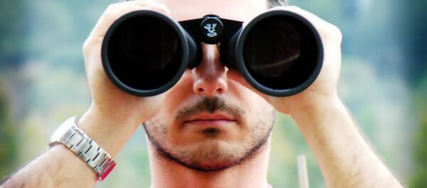 Surveillance with Binoculars - Sputnik International