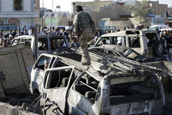 Yemeni Capital Sanaa After Airstrikes - Sputnik International