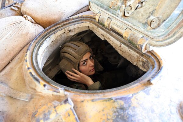 The Pride of Syria: Female Warriors Defending Damascus - Sputnik International