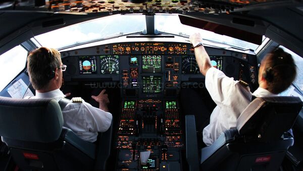 A340 Cockpit Miami - Sputnik International