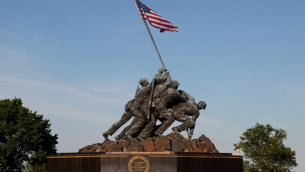 The Marine Corps War Memorial in Arlington, Va. - Sputnik International