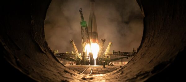 Soyuz Spacecraft Lifts Off With Historic ISS Expedition Aboard - Sputnik International