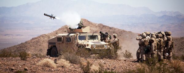 The art of anti-armor warfare: 3/3 ‘Missile Marines’ prepare for enemy by shooting TOW, Javelin missiles - Sputnik International