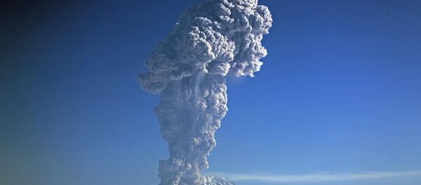 Shiveluch eruption on March 25 Shiveluch eruption on March 25 - Sputnik International