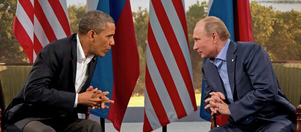 President Vladimir Putin meets with President Barack Obama in Enniskillen, Northern Ireland - Sputnik International
