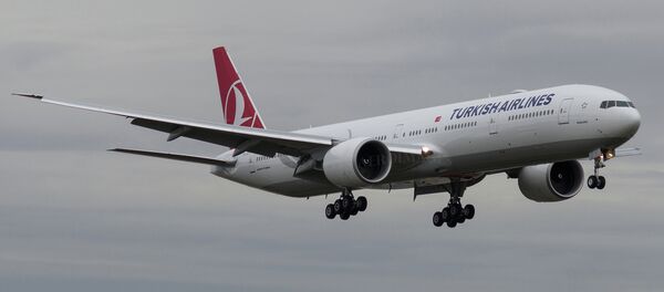 Turkish Airlines Boeing 777-3F2(ER) Turkish Airlines Boeing 777-3F2(ER) - Sputnik International