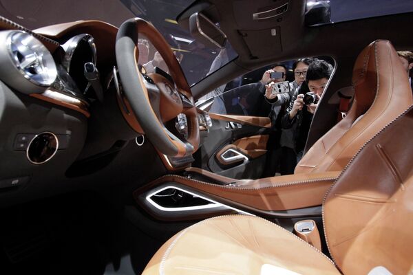 Mercedes-Benz: Quality That Lasts Over a Century - Sputnik International