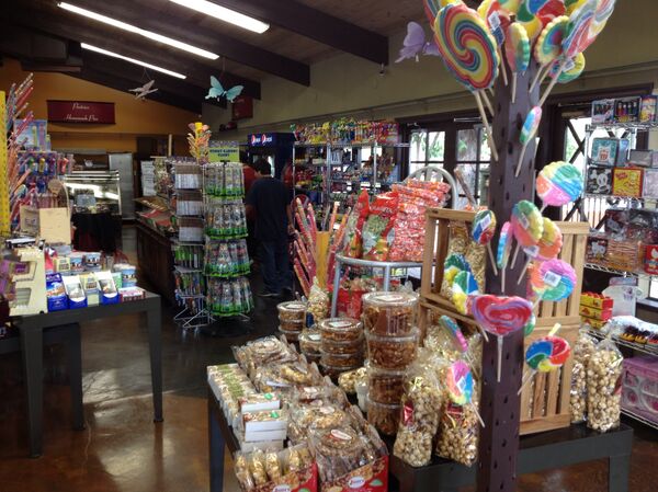 Some tribe members said they will continue to buy junk food despite new taxes. Some tribe members said they will continue to buy junk food despite new taxes. - Sputnik International