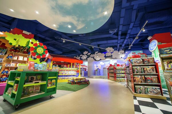 Children's Dreams Come True: Kingdom of Toys in the Center of Moscow - Sputnik International