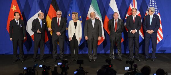 P5+1 and Iran representative pose prior to the announcement of an agreement on Iran nuclear talks on April 2, 2015 P5+1 and Iran representative pose prior to the announcement of an agreement on Iran nuclear talks on April 2, 2015 - Sputnik International