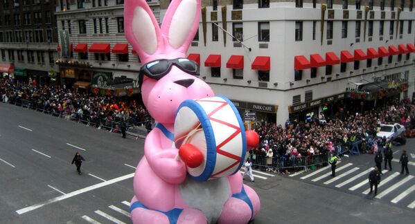 Hoppy Easter! Following the Egg-stra Famous Bunny Trail - Sputnik International