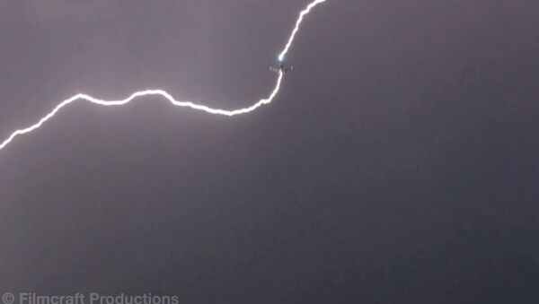 Two Airplanes Struck By Lightning Over Sea-Tac Airport - Sputnik International