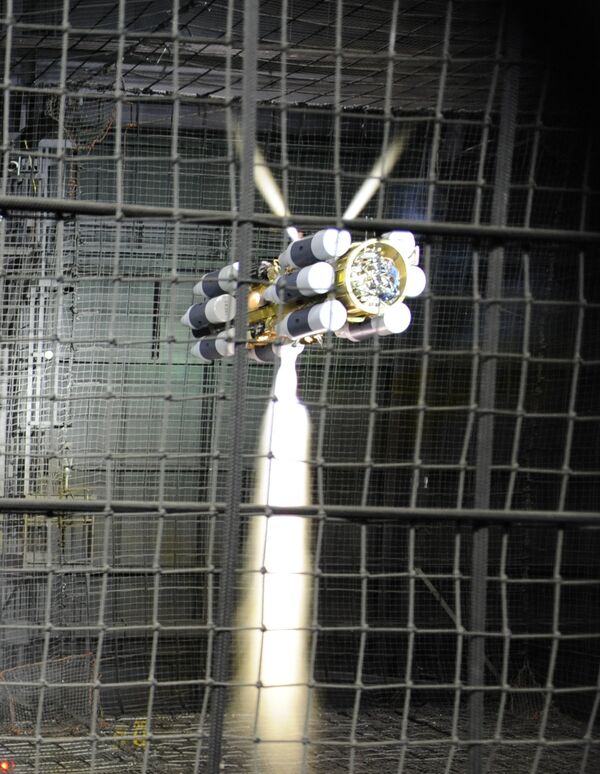 Multiple Kill Vehicle (MKV-L) during the hover test Multiple Kill Vehicle (MKV-L) during the hover test - Sputnik International