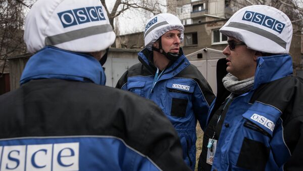 OSCE SMM monitoring the movement of heavy weaponry in eastern Ukraine - Sputnik International