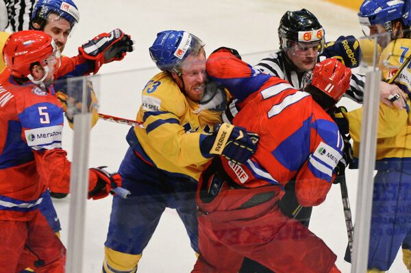 Blood Sport: Spectacular Hockey Brawls - Sputnik International