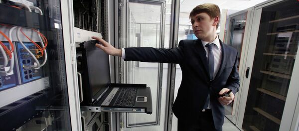 A technical support engineer working at the new air traffic control center in Kaliningrad's Khrabrovo Airport A technical support engineer working at the new air traffic control center in Kaliningrad's Khrabrovo Airport - Sputnik International