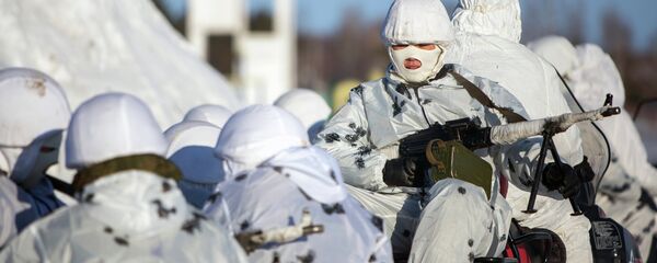 Cadets in the unique Russian Arctic infantry Marshal Rokossovsky Far East Higher Command School (DVVKU) during training exercises on a range in the Amur Region - Sputnik International