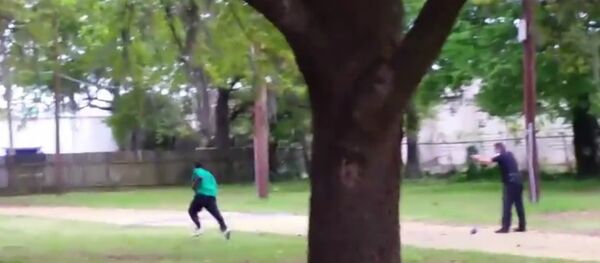 South Carolina Cop Faces Murder Charge After Video Shows Fatal Shooting - Sputnik International