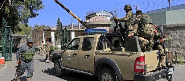 Afghan National Army soldiers (ANA) (R) arrive at the compound of a provincial governor's office in Jalalabad Afghan National Army soldiers (ANA) (R) arrive at the compound of a provincial governor's office in Jalalabad - Sputnik International